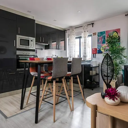 아파트 Besetubal M&m House 세투발